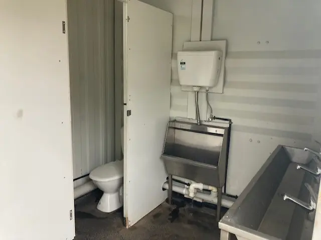 10ft Ablution