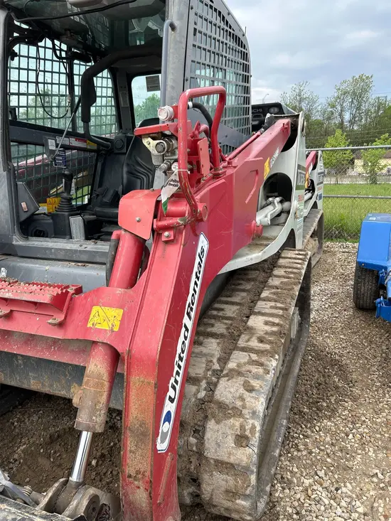 2019 Takeuchi TL12R2-CR Track Loader