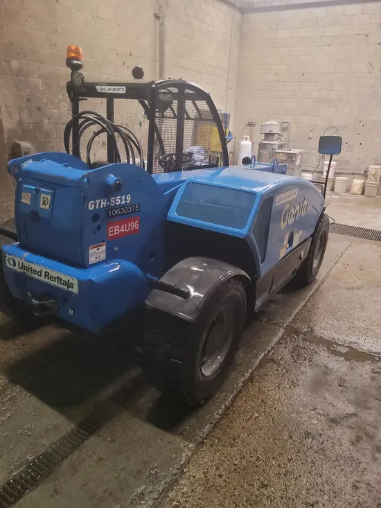 2017 Genie GTH-5519 Forklift