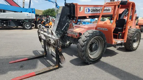 2017 SKYTRAK 8042 Forklift