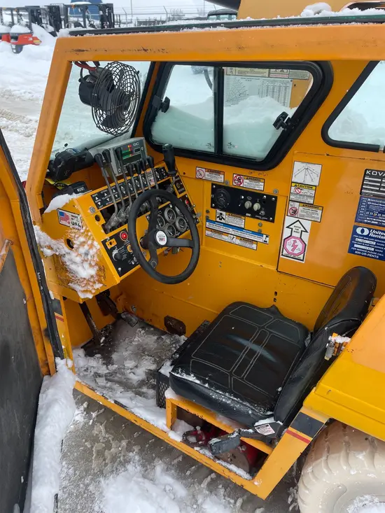 2014 Broderson IC-35-2F