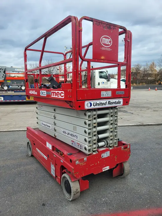 2017 MEC 4046SE Scissor Lift