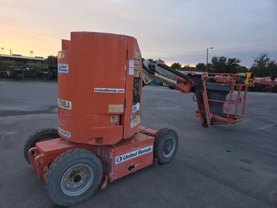 2016 JLG E300AJP Articulating Boom Lift