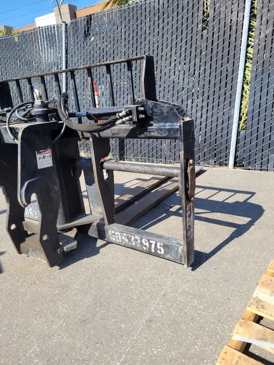 2016 JCB 332/E5286 Attachment