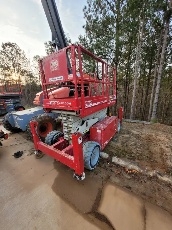 2017 MEC 4069RT Rough Terrain Scissor Lift
