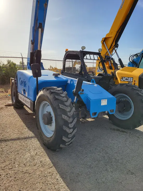 2014 Genie GTH-844 Forklift