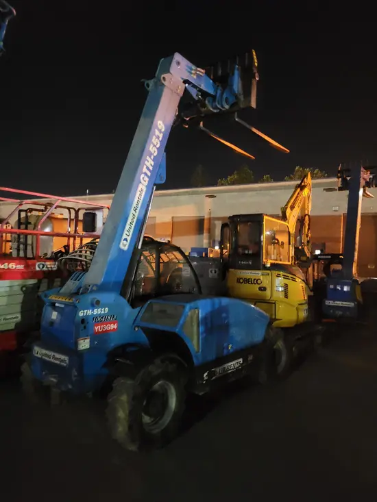 2017 Genie GTH-5519 Forklift