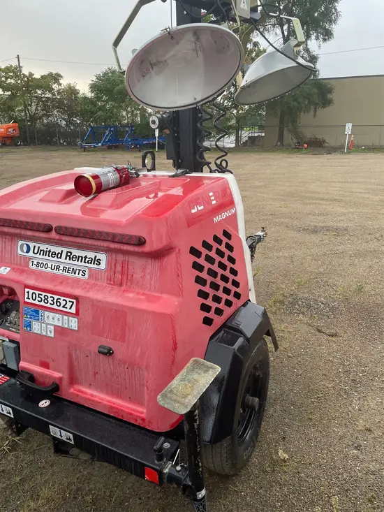 2017 Magnum Pro MLT6SM Portable Light Tower