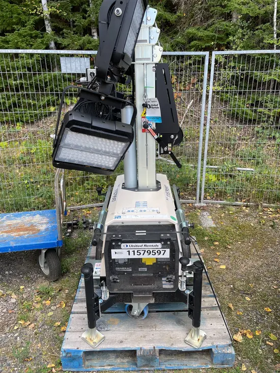2022 Generac PLT240 Portable Light Tower