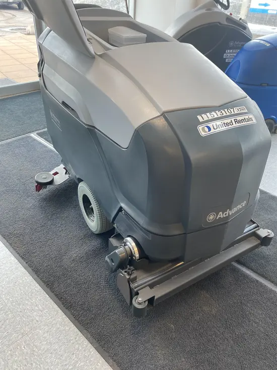 2022 Clarke SC901 X32C Scrubber