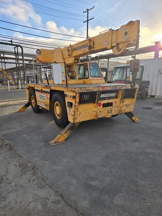 2008 Broderson IC-80-1G
