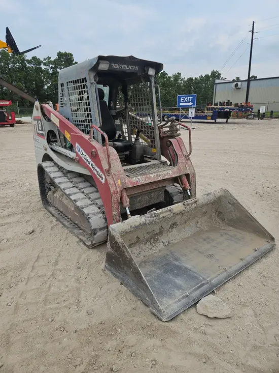 2019 Takeuchi TL8W Track Loader