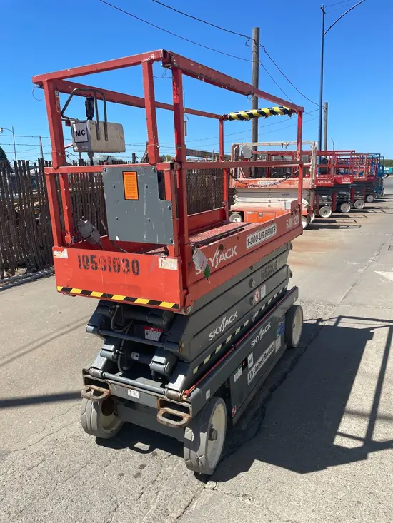2017 Skyjack SJIII3226 Scissor Lift
