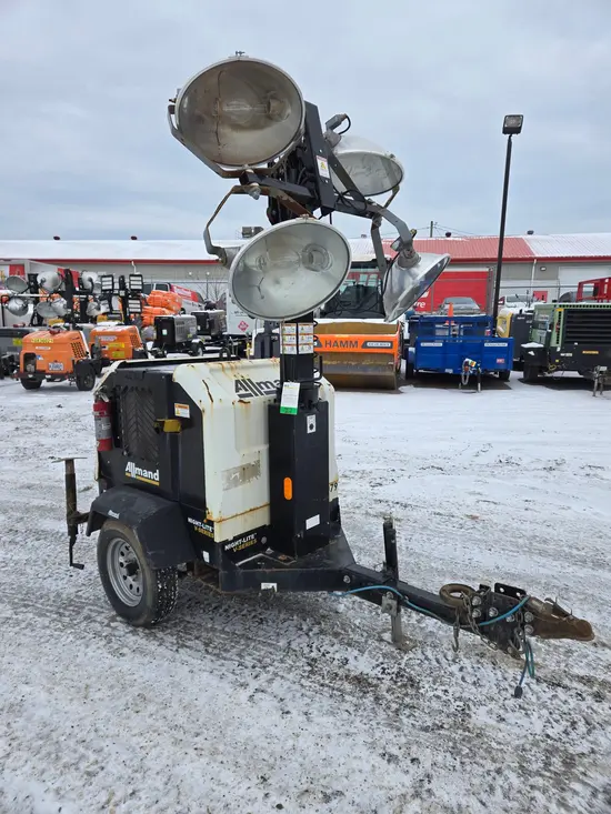 2017 Allmand NIGHT-LITE PRO Portable Light Tower
