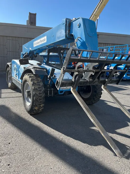 2015 Genie GTH-844 Forklift