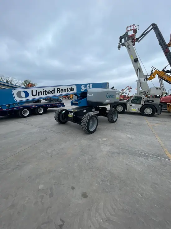 2017 Genie S-65 Boom Lift