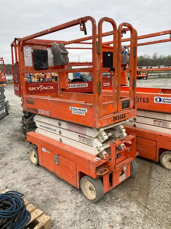 2018 Snorkel S3219E Scissor Lift