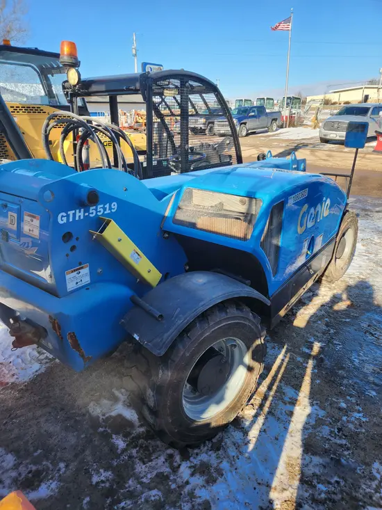 2018 Genie GTH-5519 Forklift