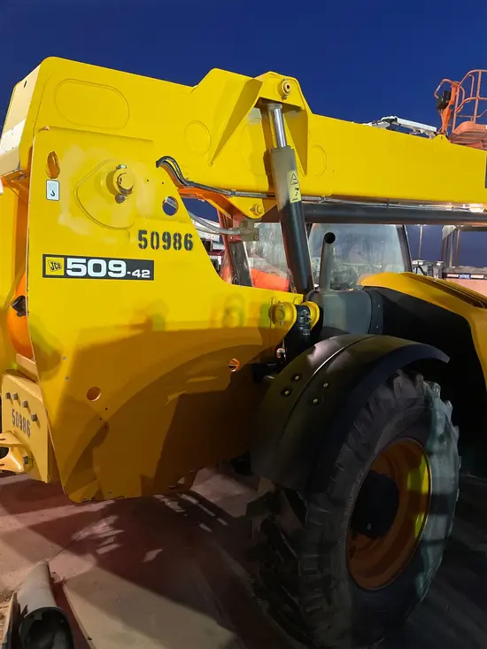2017 JCB 509-42 Forklift