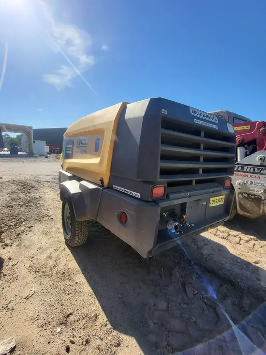 2017 Atlas Copco XAS440JD T4F Air Compressor