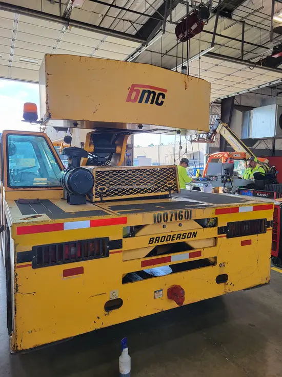 2012 Broderson IC-200-3G