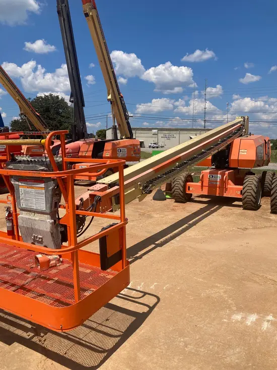 2017 JLG 800S Boom Lift