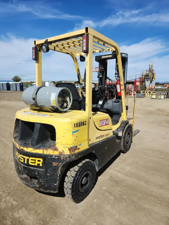 2017 HYSTER H50XT Warehouse Forklift