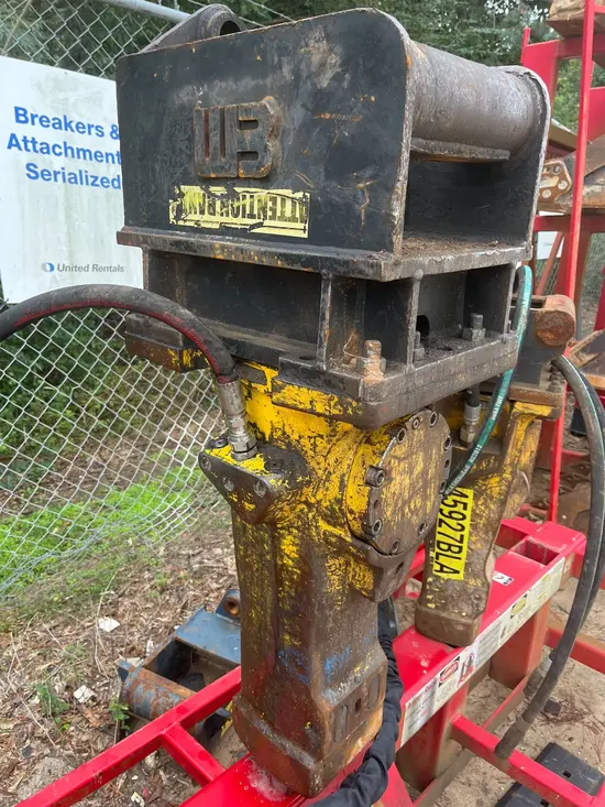 2017 Atlas Copco SB 452 Attachment