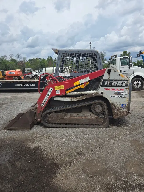 2021 Takeuchi TL8R2R Track Loader