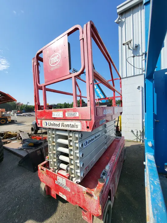 2017 MEC 4046SE Scissor Lift