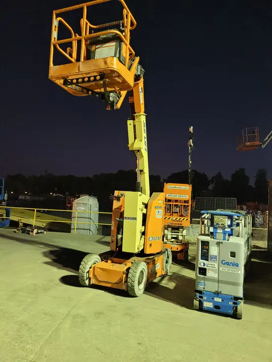 2017 JLG E300AJP Articulating Boom Lift