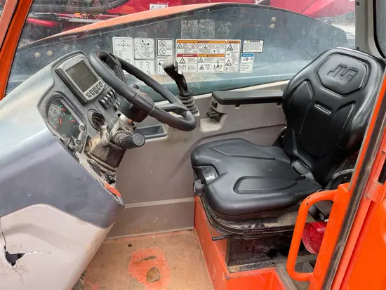 2019 JLG 1055 Forklift