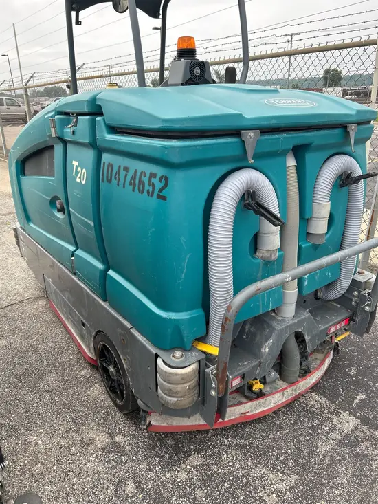 2016 Tennant T-20 Scrubber