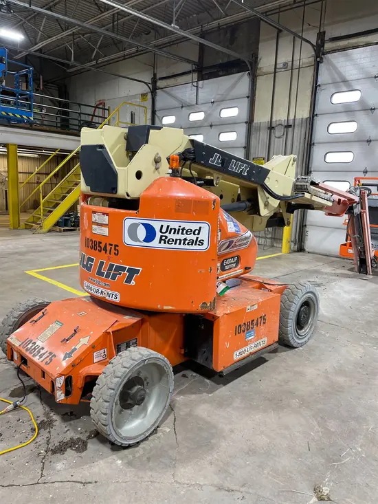 2015 JLG E400AJPN Articulating Boom Lift