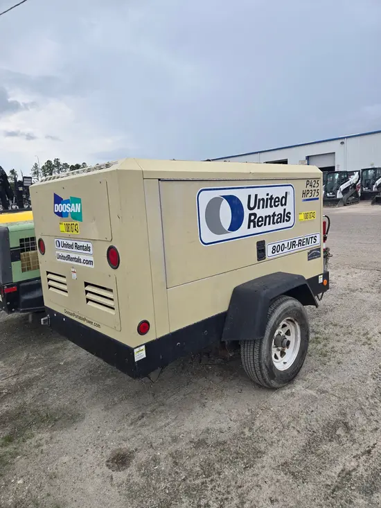 2018 Doosan P425/HP375WCUT4 Air Compressor