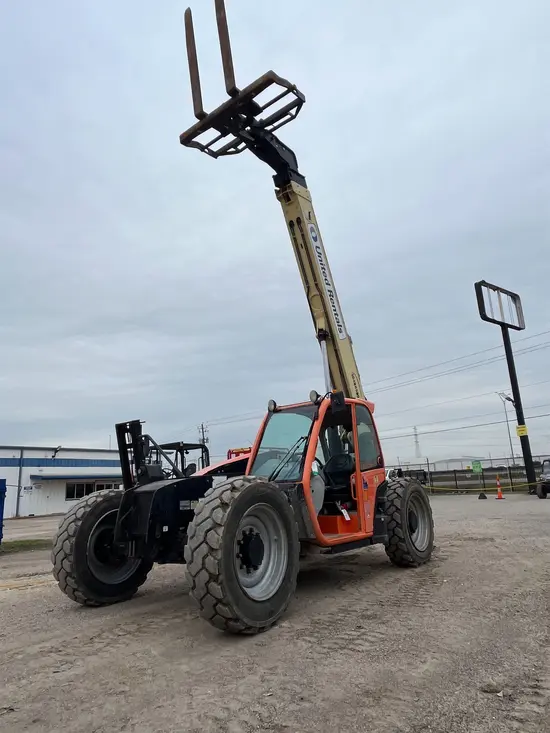 2016 JLG 642 Forklift
