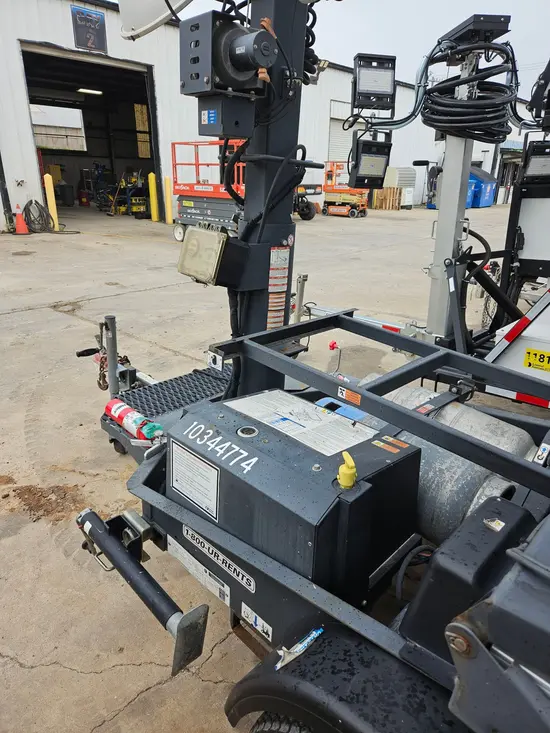 2015 Magnum Pro MLT4000S Portable Light Tower