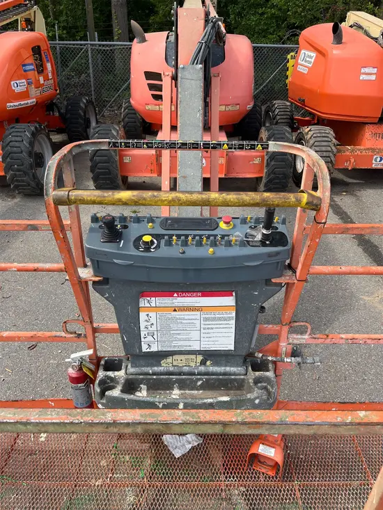 2016 JLG 600AJ Articulating Boom Lift