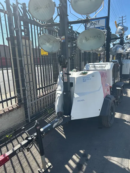 2017 Magnum Pro MLT6SM Portable Light Tower