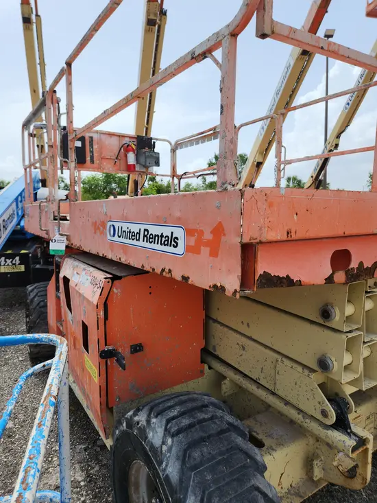2016 JLG 3394RT Rough Terrain Scissor Lift