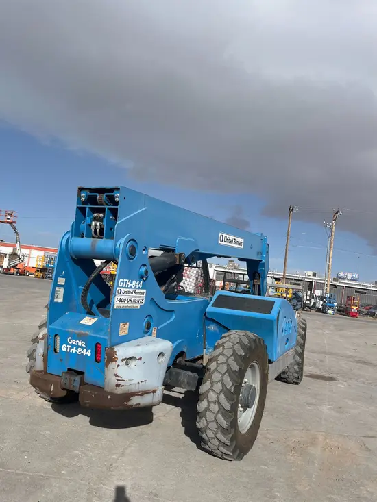 2013 Genie GTH-844 Forklift