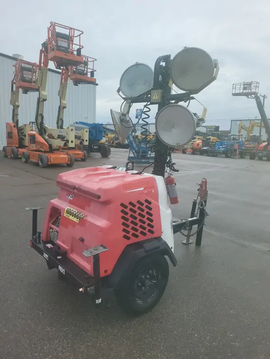 2017 Magnum Pro MLT6SM Portable Light Tower