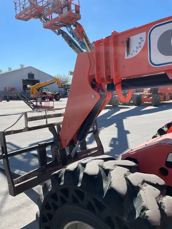 2015 SKYTRAK 6042 Forklift