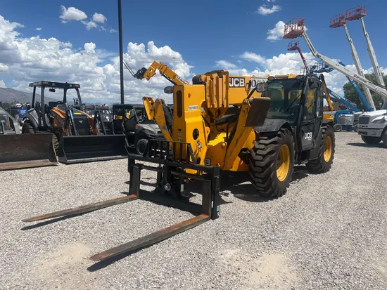 2017 JCB 514-56 Forklift