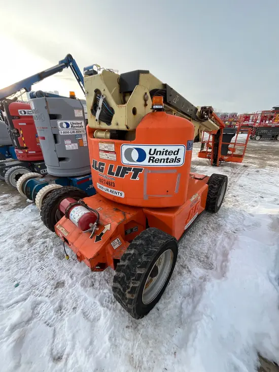 2014 JLG E450AJ Articulating Boom Lift