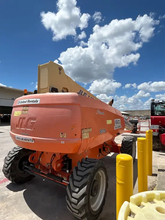 2017 JLG 800S Boom Lift