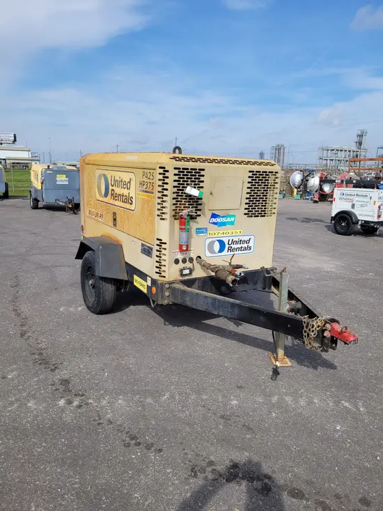 2018 Doosan P425/HP375WCUT4 Air Compressor