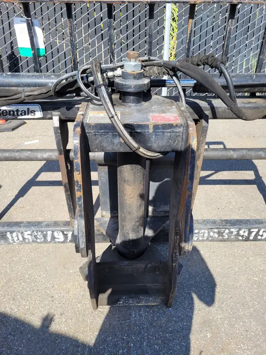 2016 JCB 332/E5286 Attachment