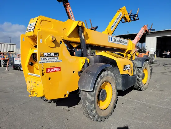 2017 JCB 509-42 Forklift