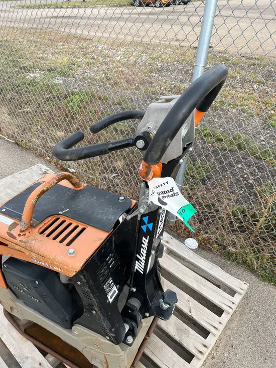 2022 Multiquip MVH208GH Vibratory Plate Compactor